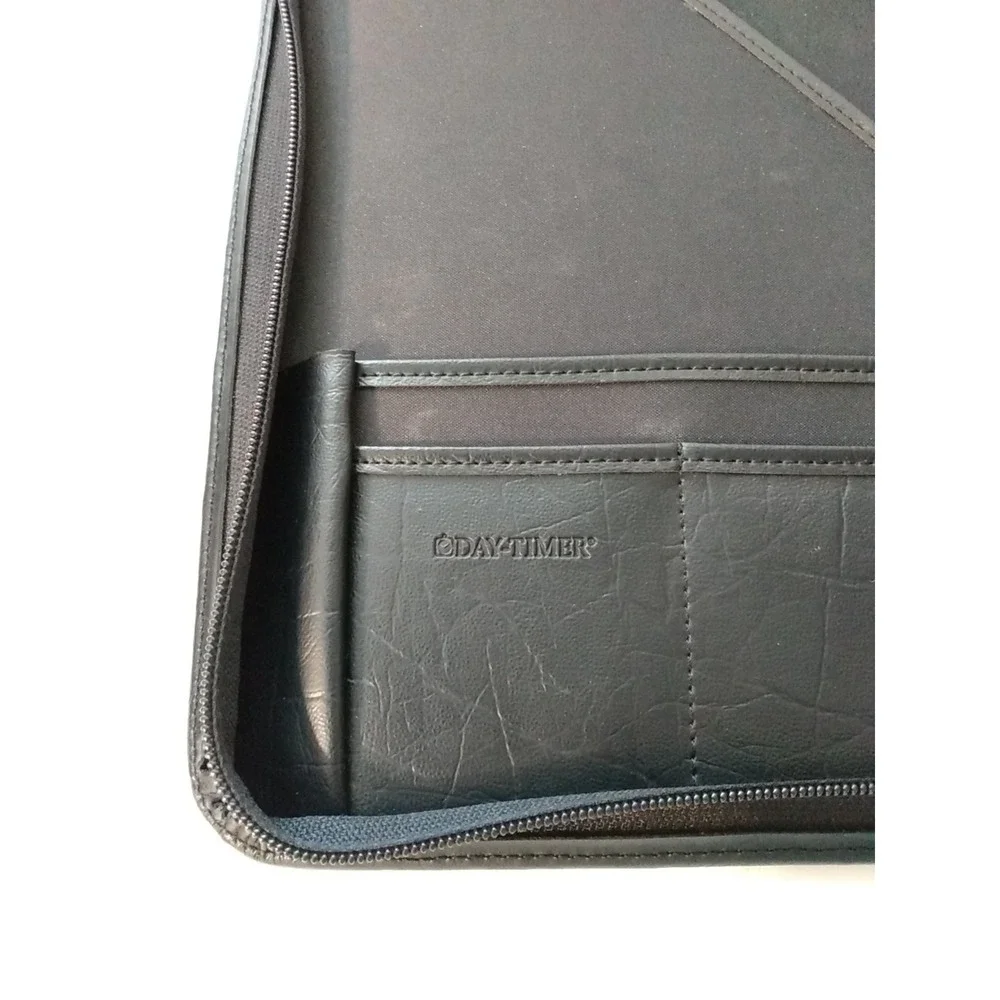 Day-Timer Black Zippered Planner Cover Organizer 8